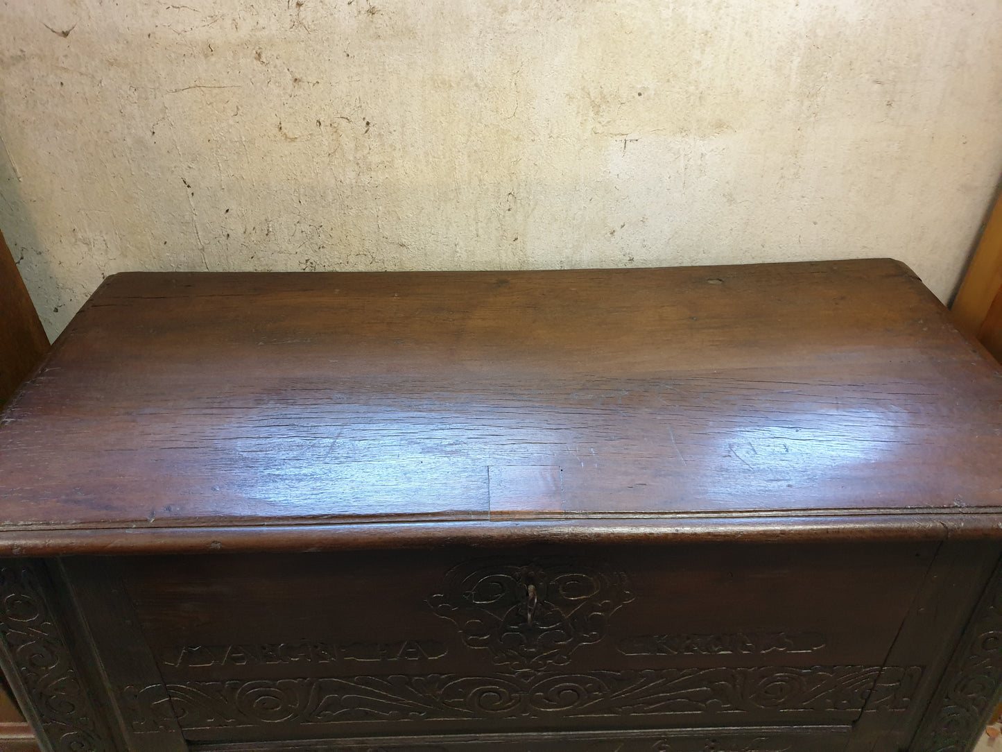 Renaissance Stollentruhe 1685