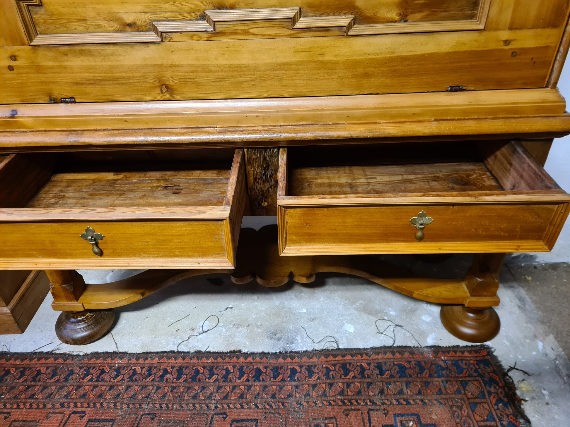 Barock Kabinettschrank Kiefer