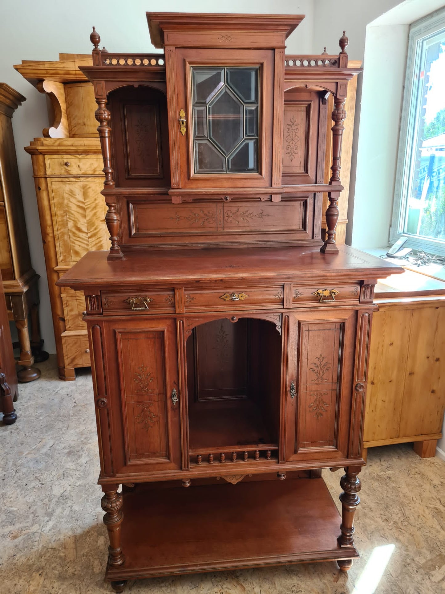 Nussbaum Jugendstil Vertigo